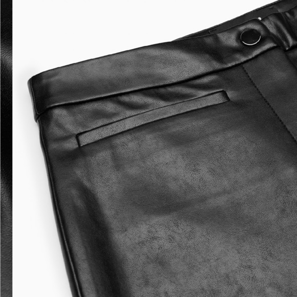 Aritzia Black Felix Pant - Picture 3 of 6